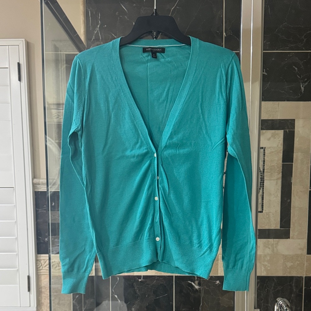 Banana Republic Teal Button-Front V-Neck Cardigan